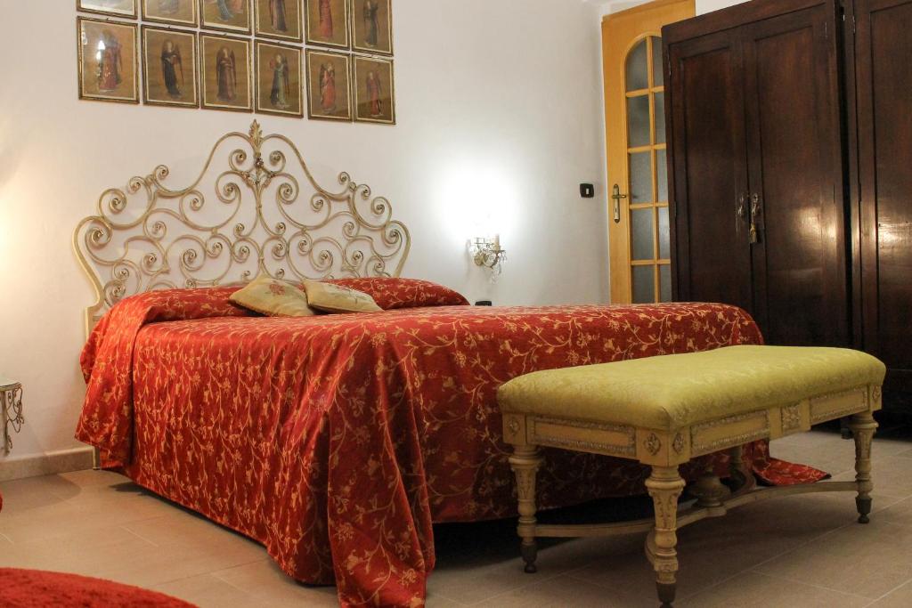 casa giulietta, Ronco del Carmelo 2 room 1